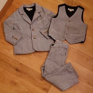 Boys 3 piece seersucker suit